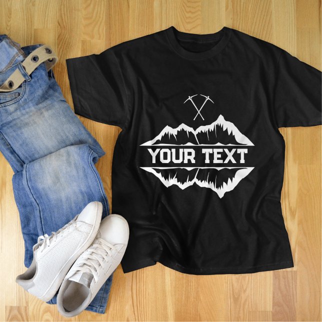 Personalisiertes Lager , Bergtour, Wanderfreunde T-Shirt (Von Creator hochgeladen)