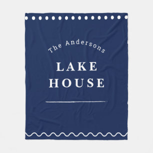 Personalisiertes Landhaus in Navyblau Fleecedecke