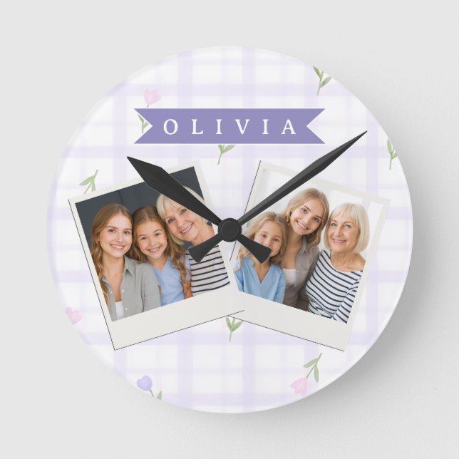 Personalisiertes Lavendel-Gingham-Blumen-Name-Gesc Runde Wanduhr (Vorderseite)