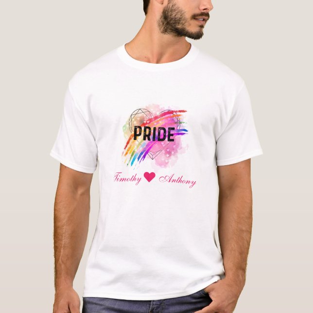 Personalisiertes LGBTQ Rainbow-Farbherz T-Shirt (Vorderseite)