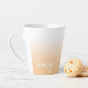 Personalisiertes Light Peach Ombre Milchtasse