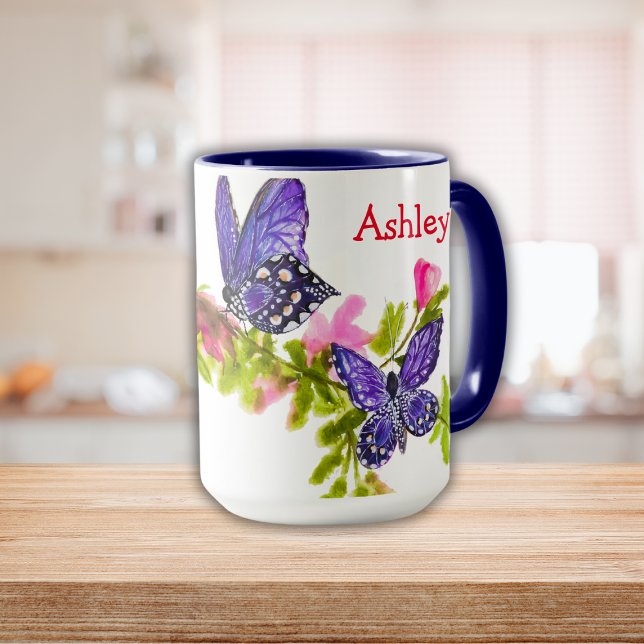 Personalisiertes Lila Wasserfarbenschmettern & Blu Tasse (Personalized Purple Watercolor Butterfly & Flowers Mug)