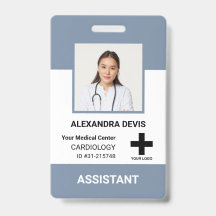 Personalisiertes Logo und Foto-ID des Krankenhause