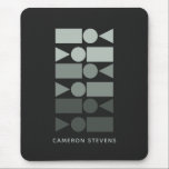 Personalisiertes minimales graues geometrisches De Mousepad<br><div class="desc">Modernes,  minimalistisches geometrisches Design mit einfachen Formen in einer farbenfrohen Farbpalette in einem hübschen,  dezenten Grau mit grünen Untertönen,  personalisiert mit Namen oder Wortlaut Ihrer Wahl.</div>