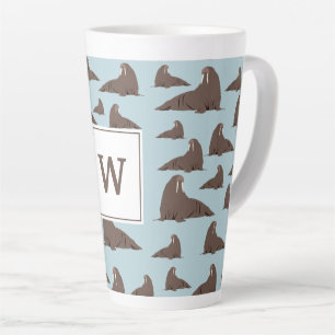 Personalisiertes Monogramm Niedliches Walrusmuster Milchtasse