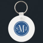 Personalisiertes Monogramm und klassisches Blau Schlüsselanhänger<br><div class="desc">Preppy Monogramm. Circle Frame. Elegantes klassisches Blau.</div>