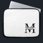 Personalisiertes Monogramm und Name Laptopschutzhülle<br><div class="desc">Personalisierte Monogramm- und Namensgeschenke mit personalisierter Monogramm und Namen im klassischen Serif-Schriftart-Stil. Perfekt als väterliche Tagesgeschenke für Papa,  Geschenke für Großvater,  Ehemann,  Absolvent und mehr.</div>