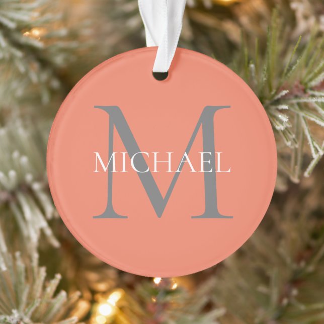 Personalisiertes Monogramm und Name Light Pink Ornament (Baum)
