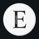 Personalisiertes Monogramm und Name-Magnet Magnet<br><div class="desc">Personalisiert Monogram und Name Gift bieten personalisierte Monogramm und Namen im klassischen Serif-Schriftart-Stil. Perfekt als väterliche Tagesgeschenke für Papa,  Geschenke für Trauzeuge und für alle besondere Anlass.</div>