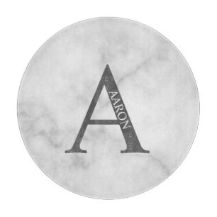 Personalisiertes Monogramm und Namenszuschnitt Schneidebrett