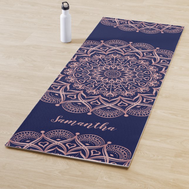 Personalisiertes Navy Blue und Rose Gold Mandala Yogamatte (Beispiel)