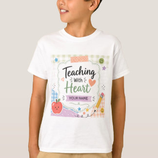 Personalisiertes Pastell-Gingham Teaching With Hea T-Shirt