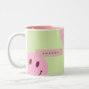 Personalisiertes Pastellgrünes und Rosa Smiley Ges Zweifarbige Tasse