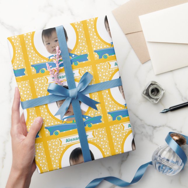 Personalisiertes Race Car Baby Foto Wrapping Paper Geschenkpapier (Schenken)