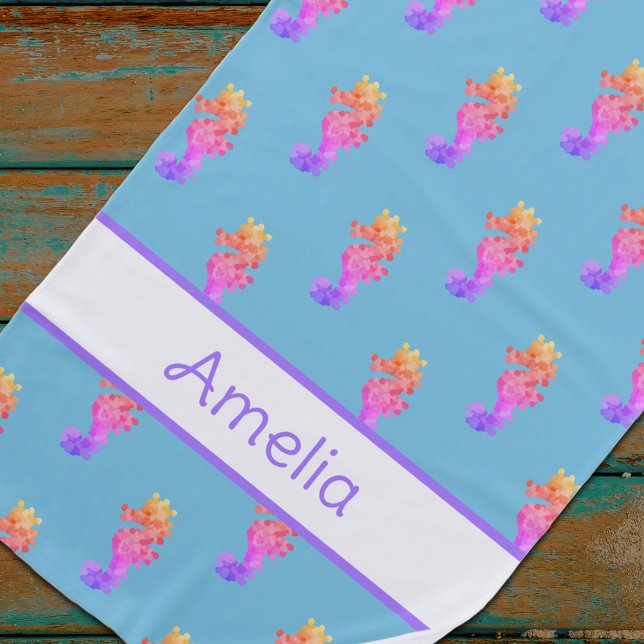 Personalisiertes Rainbow Seepferd Beach Handtuch (Von Creator hochgeladen)