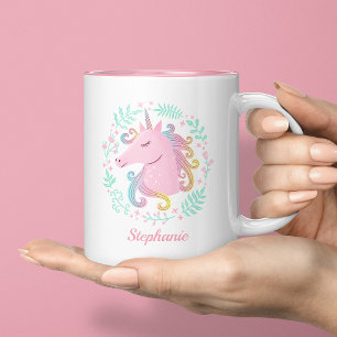 Personalisiertes Regenbogen-Einhorn mit Blumenmoti Zweifarbige Tasse