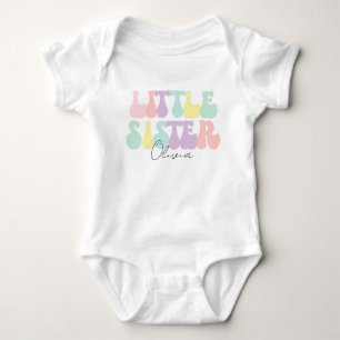 Personalisiertes Retro-Pastell-Schwesterchen-Kleid Baby Strampler