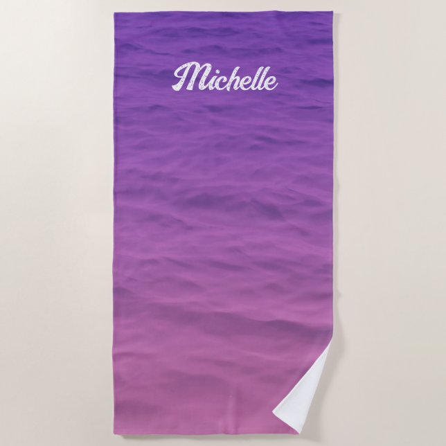 Personalisiertes Rosa und Lila Meer Strandtuch (Vorderseite)