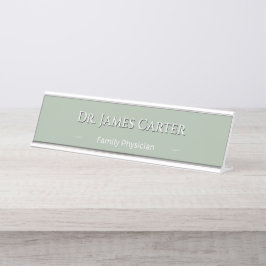 Personalisiertes Salbeigrün-Name Minimalistischer Schreibtischnamensplakette