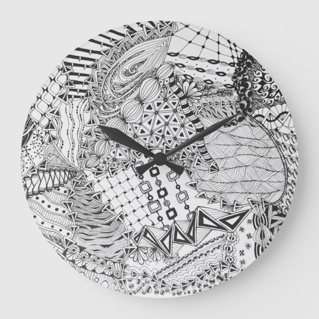 Personalisiertes Schwarz-Weiß-Zendoodle-Dreieck ZI Große Wanduhr (Vorderseite)