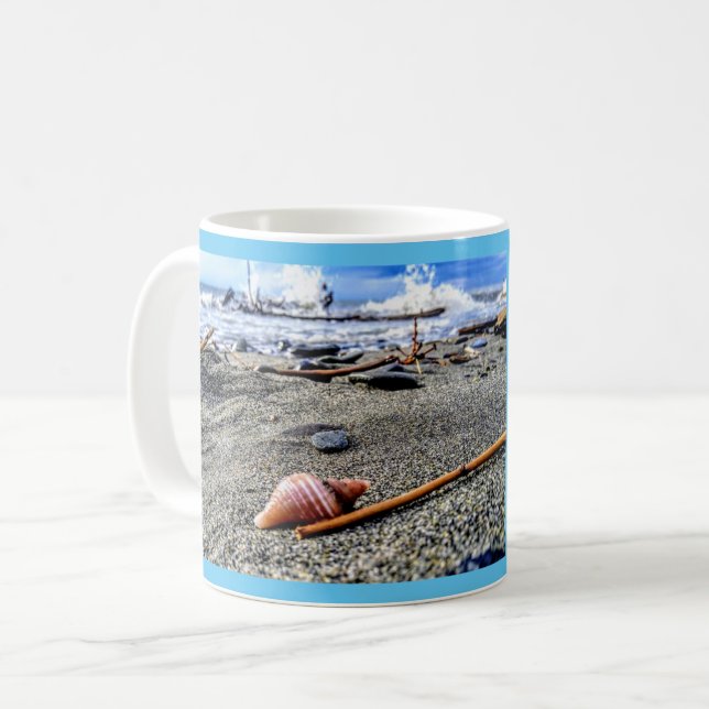 Personalisiertes Seashell am Strand Kaffeetasse (Vorderseite Links)