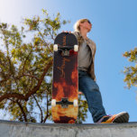 Personalisiertes Skateboard mit Flammen-Design<br><div class="desc">Mit diesem personalisierten Skateboard,  das ein extrem cooles Flammendesign bietet,  verleihen Sie dem Boarder in Ihrem Leben ein besonderes Geschenk. Das Design lasse Ihnen,  jeden gewollt Namen einzugeben.</div>