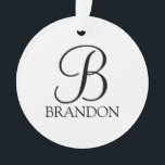 Personalisiertes Skriptmonogramm und Name Ornament<br><div class="desc">Personalisiert Monogram und Name Giftspenden bieten personalisierte Monogramme im schwarzen Schriftart-Stil und Namen im schwarzen klassischen Serif-Schriftart-Stil auf weißem Hintergrund.

Ideal für Ferien,  Wiedersehen und besondere Anlässe.</div>