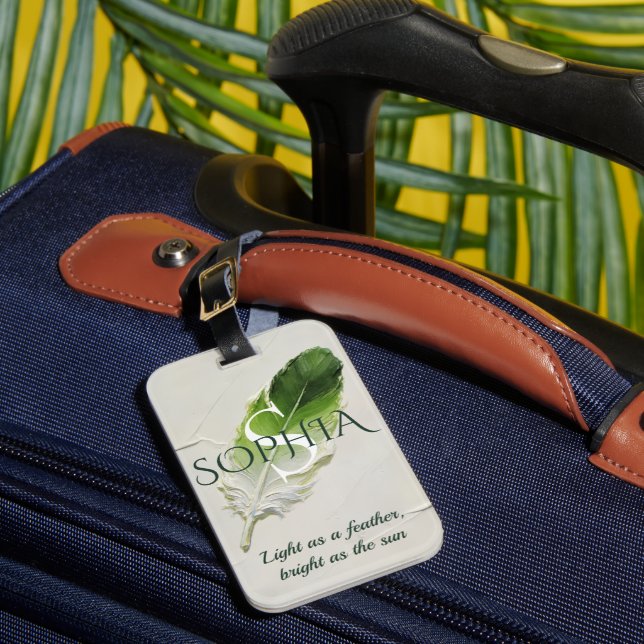 Personalisiertes Smaragdgrün-Feder-Monogramm Gepäckanhänger (Vorderseite Insitu 1)