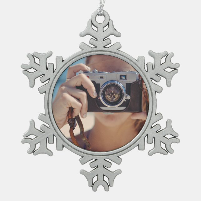 Personalisiertes Snowflake-Foto-Ornament, Schneeflocken Zinn-Ornament (Vorderseite)
