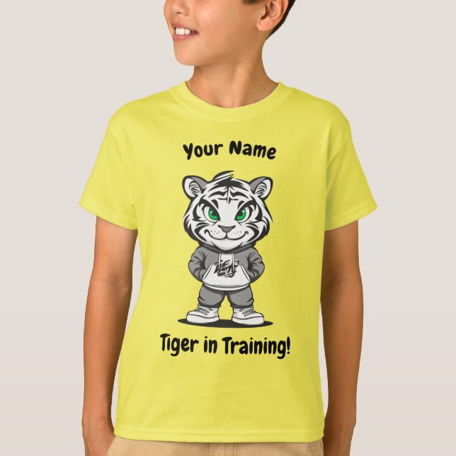 Personalisiertes Tiger - "Tiger in Training" T-Shirt (Vorderseite)