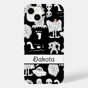 Personalisiertes UFO, Alien, Bigfoot Cryptid Case-Mate iPhone 14 Plus Hülle