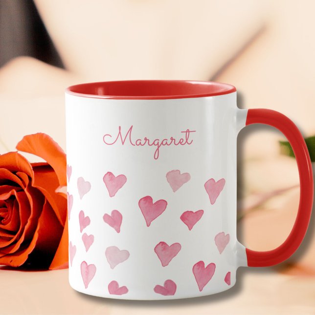 Personalisiertes Valentine Hand Gezeichnet Wasserf Tasse (These soft personalized watercolor hearts lend a touch of romance to morning coffee and tea.)