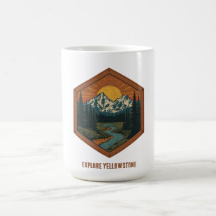 Personalisiertes Vintage-Bergabenteuer-Abzeichen Kaffeetasse