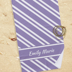 Personalisiertes Violett Lila und weiße Streifen Strandtuch