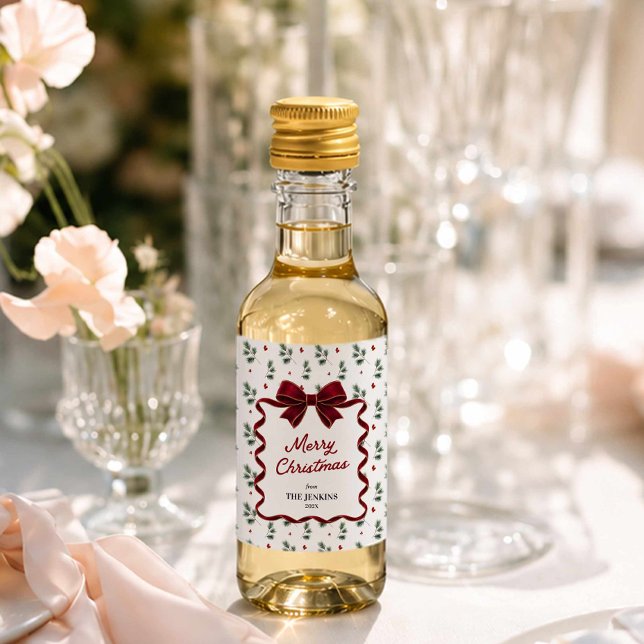 Personalisiertes Weihnachtsfeier-Mitbringsel Weinetikett (Merry Christmas Red Bow and winter greenery mini wine label party favors
)