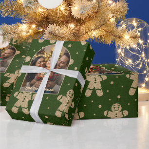 Personalisiertes Weihnachtsfoto im Lebkuchenwald Geschenkpapier