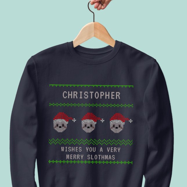 Personalisiertes Weihnachtslied Ugly Sweatshirt (Add your name to this festive sweatshirt featuring three wise Santa Sloths)