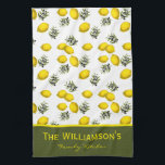 Personalisiertes Zitronen- und Olivenmuster Geschirrtuch<br><div class="desc">Personalisiertes Lemon- und Olive-Muster-Design ergänzen die Touch der Küche. Vorlage für individuelle Name . Passendes Zubehör im Lager .</div>