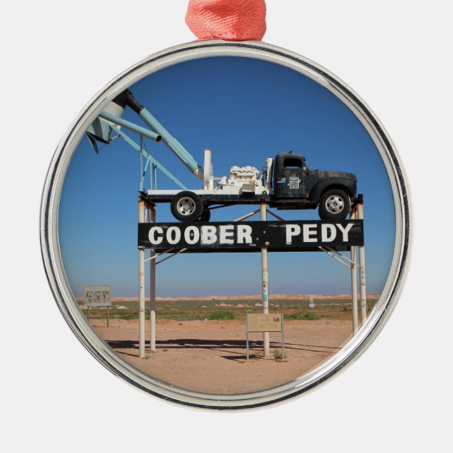 Personalizable Coober Pedy Outback Souvenir Ornament Aus Metall (Vorne)