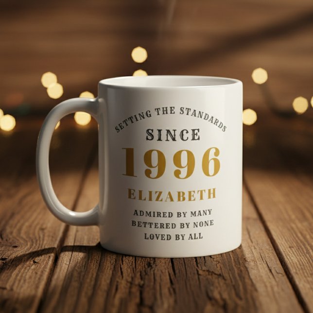 Personalized 30th Birthday 1996 Add Name Elegant Kaffeetasse (Born 1996 birthday gift mug on a woof floor. Blurred background.)