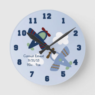 Personalized Adorable Airplanes Nursery Clock Runde Wanduhr
