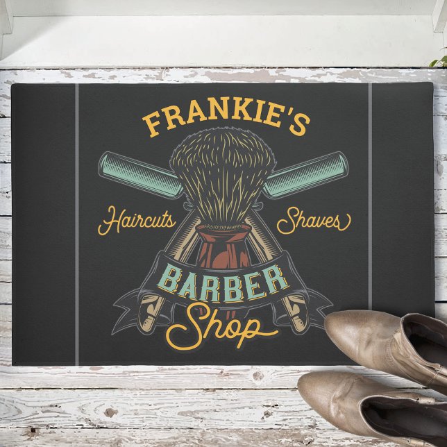 Personalized Barber Shop Retro Haircuts Shaves  Fußmatte (Von Creator hochgeladen)