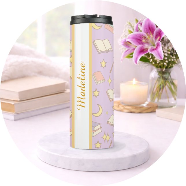 Personalized Bookish Girly Purple Cute Magic Name Thermosbecher (Von Creator hochgeladen)