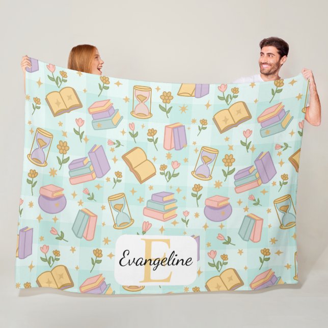 Personalized Bookish Magic Green Pastel Girly Name Fleecedecke (Beispiel)