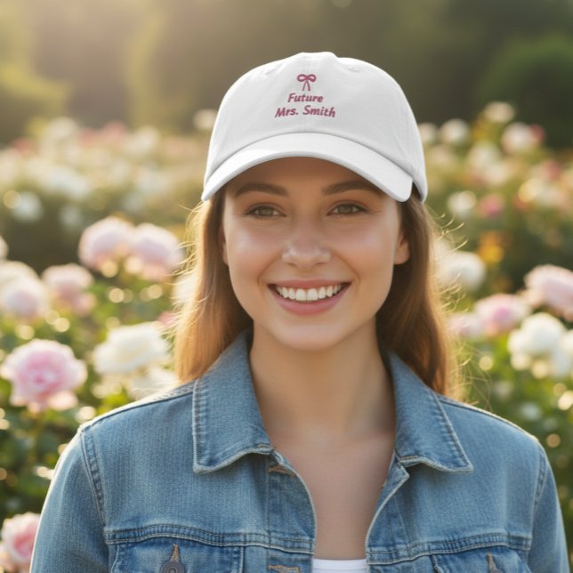 Personalized Bride Hat - Future Mrs Embroidery Bestickte Baseballkappe (Von Creator hochgeladen)