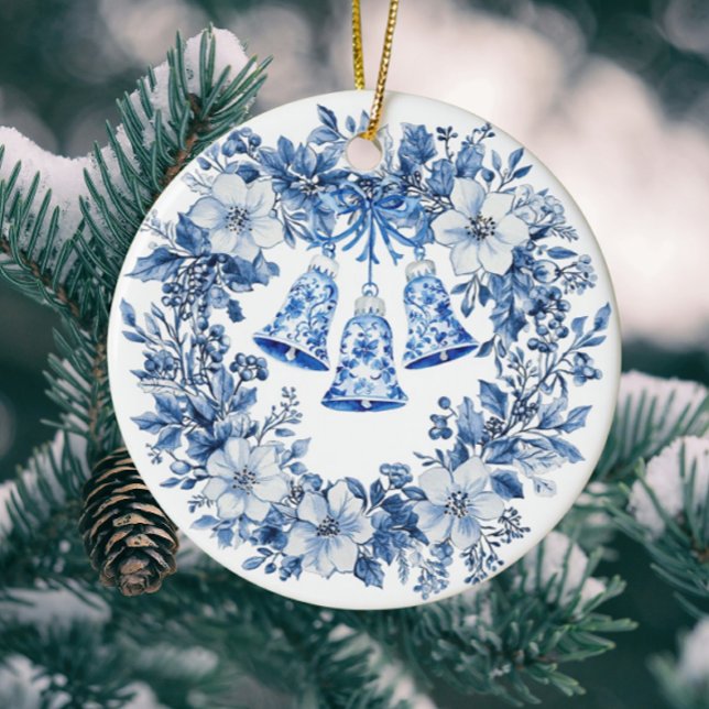 Personalized Chinoiserie Blue White Wreath Bells Keramik Ornament (Personalize the back!)