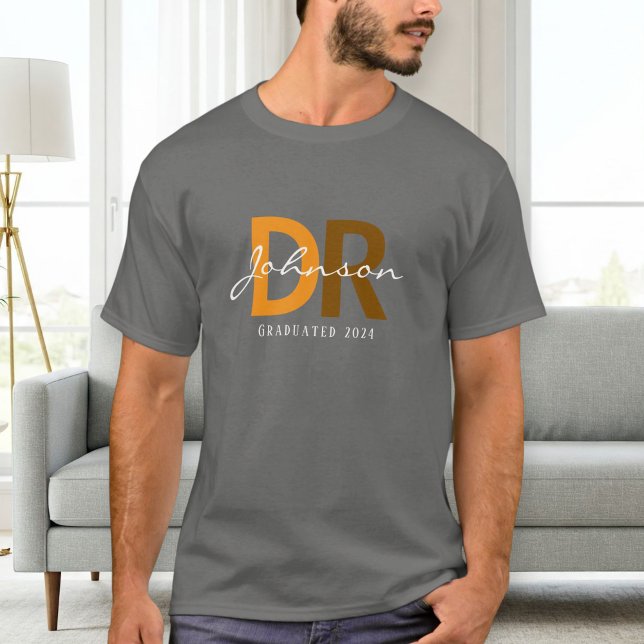 Personalized Doctor T-Shirt | Custom Graduation  (Von Creator hochgeladen)