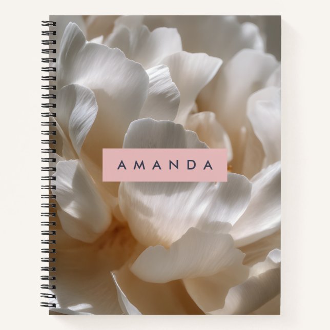 Personalized Elegant White Peony Bloom Notizbuch (Vorderseite)
