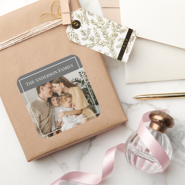 Personalized Family Photo | Custom Family Name  Quadratischer Aufkleber (Schenken)