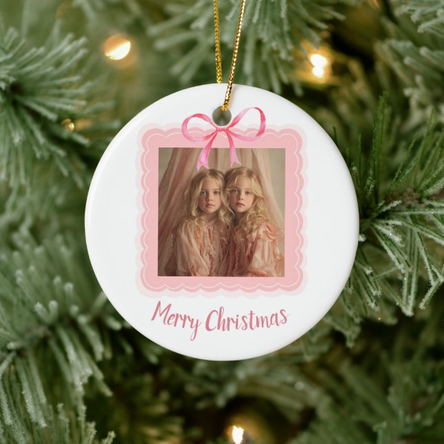 Personalized Family Photo Merry Christmas Ornament (Baum)